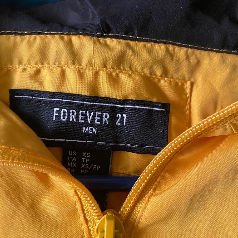 Black&yellow Windbreaker
